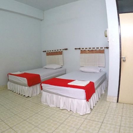 Fame Guesthouse Chumphon Exterior foto